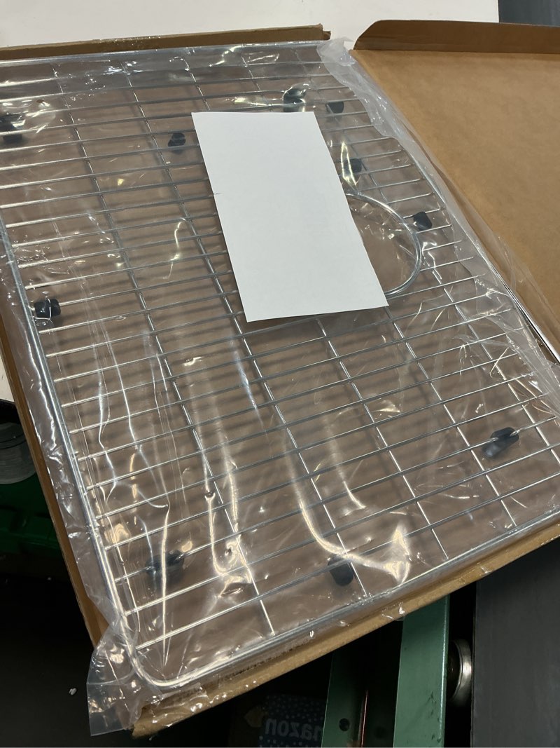Condition photo showing Good Condition for serene valley sink grid 19" x 14-1/8", rear drain with corner radius r 3/8", svh1914r