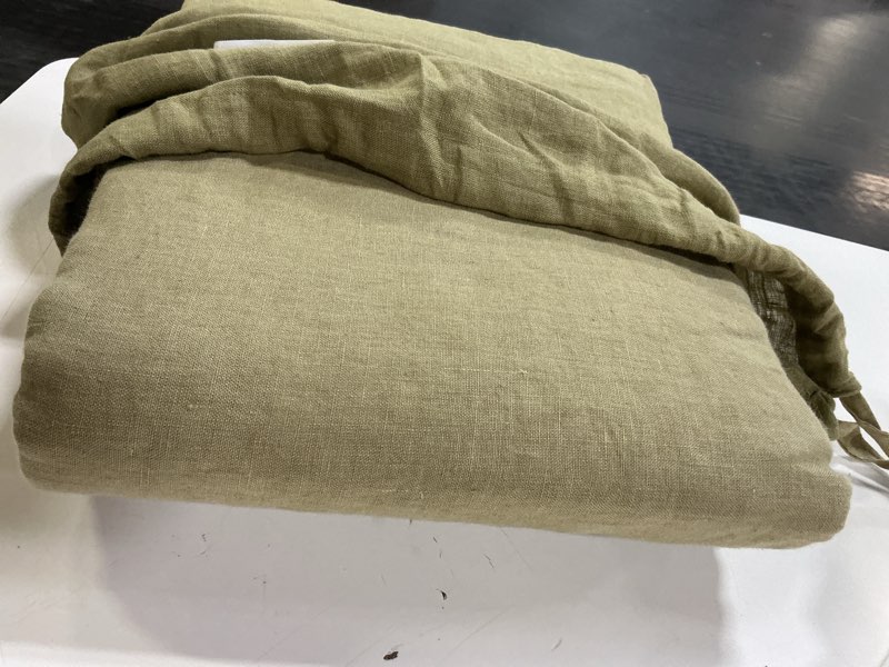 Condition photo showing New/Like New for european linen duvet cover twin aloe