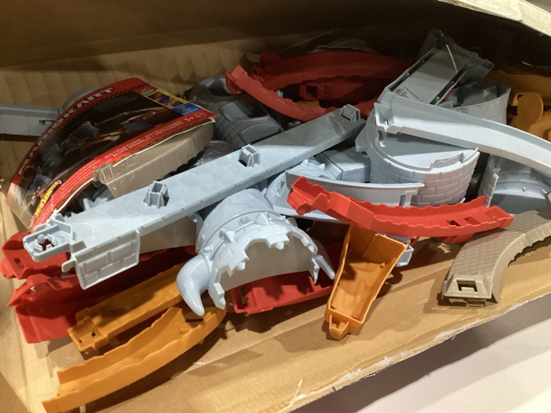 Condition photo showing Good Condition for Hot Wheels Mario Kart Bowser’s Castle Track Set with 1:64 Scale Die-Cast Kamek Toy Vehicle and Storage