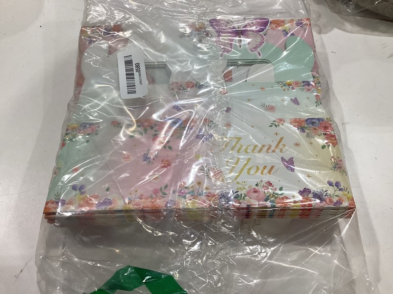 Condition photo showing New/Like New for vgoodall 30pcs party favor boxes, goodie gable treat box butterfly paper candy containers for birthday party supplies baby shower wedding