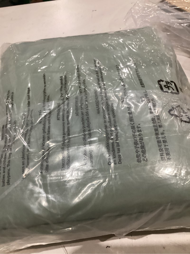 Condition photo showing As Is for luxclub 4 pc king sheet set, deep pockets wrinkle free cooling bed sheets hotel bedding for women, men, includes 1 fitted sheet, 1 flat sheet and 2 pillowcases-soft tree moss green 7-tree moss green king