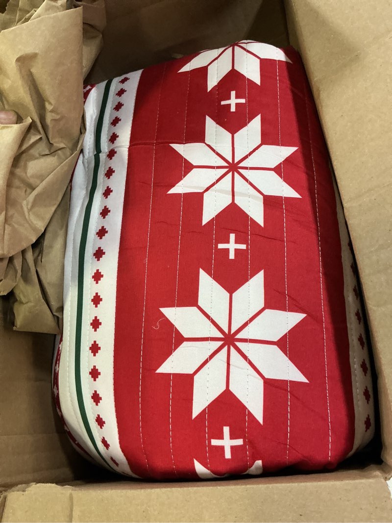 Condition photo showing Good Condition for Bedsure Christmas Quilt King Size - Red Quilt for King Size Bed, Gingerbread Man Striped Printed Pattern Christmas Bedding - Soft Microfiber Lightweight Coverlet Bedspread (106"x96") 01 -Gingerbread Man King / Cal King