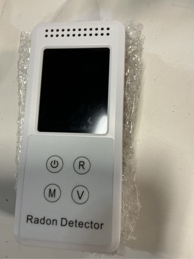 Condition photo showing Good Condition for Portable Radon Detector, Rechargeable Radon Test Kit for Home with High-Precision Sensor, Real-Time Monitoring, Short & Long-Term Tracking, 45-Day Battery Life for Travel & Indoor Use White