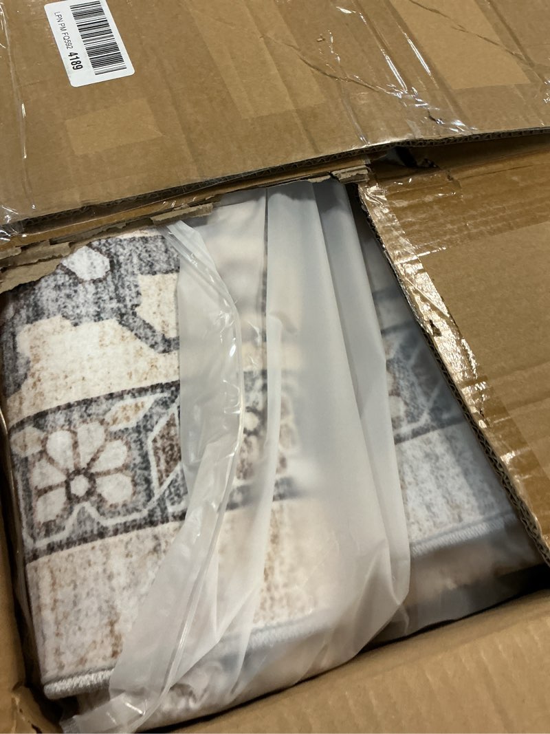 Condition photo showing Good Condition for 9x12 area rug living room: washable boho large neutral vintage soft rugs stain resistant farmhouse non slip indoor floor carpet for bedroom nursery kids playroom office dining room home- ivory gray cream gray 9' x 12' (rectangular)