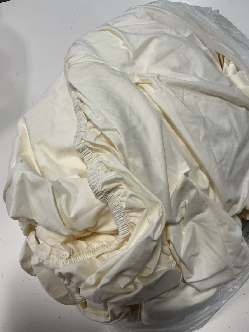 Condition photo showing Good Condition for organic crisp percale sheet set, queen, ivory