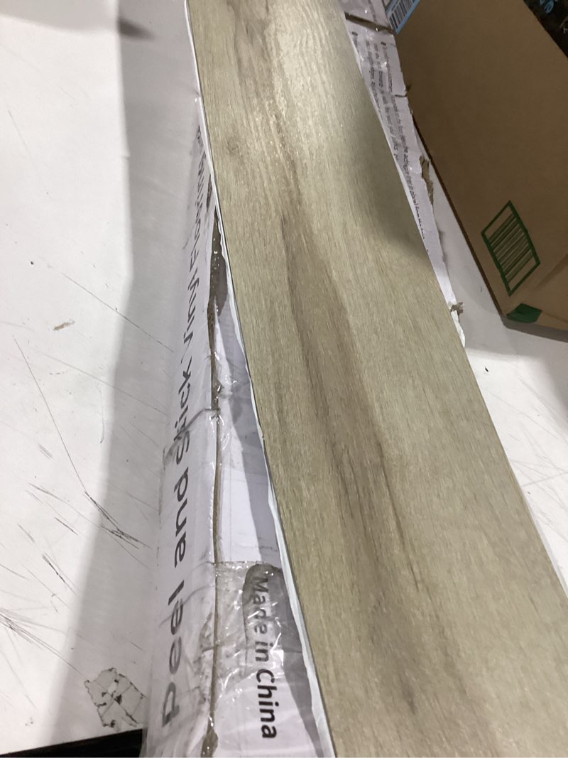 Condition photo showing Good Condition for mysflosy peel & stick floor tile, 36-pack 54 sq.ft waterproof luxury vinyl flooring self-adhesive, wood-look vinyl planks for diy installation 36 x 6 inches fresh natural oak 36