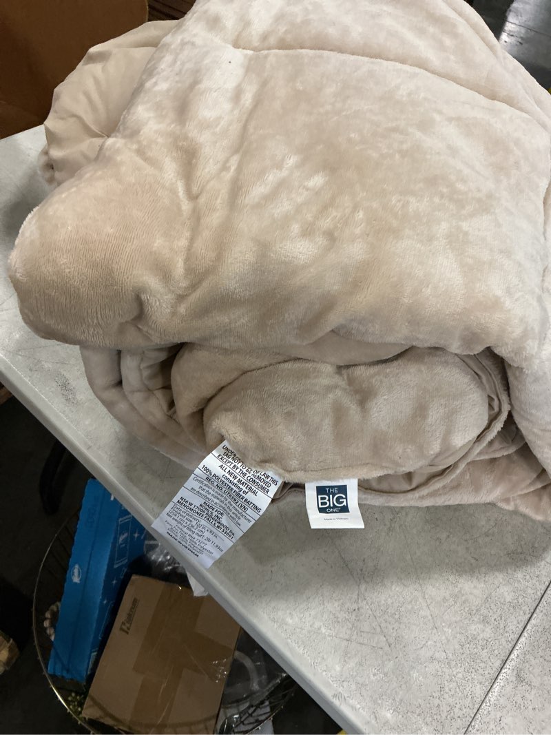 Condition photo showing As Is for the big one throw blanket plush super soft warm cozy oversized 60 x 72 inches color besh 