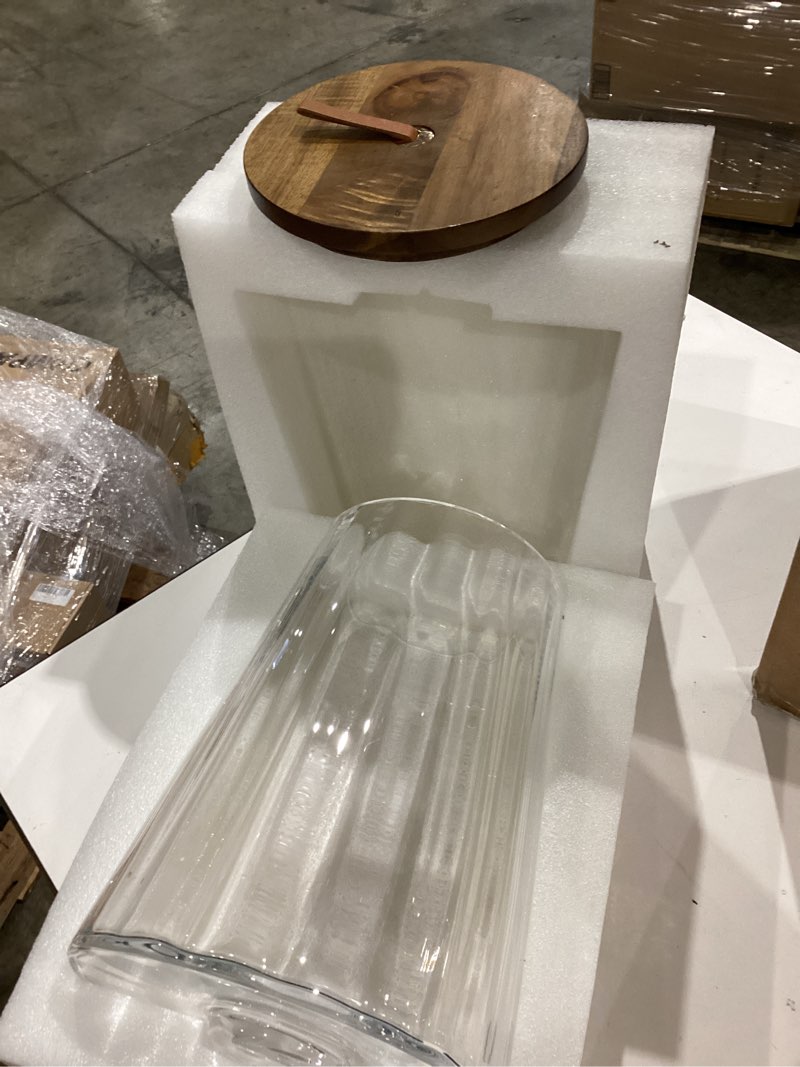Condition photo showing Good Condition for foodle large glass drink dispenser with spigot - glass beverage dispenser with stand - perfect for parties & weddings - pitcher for lemonade, water, sangria, punch & juice - leakproof - 1.72 gallon