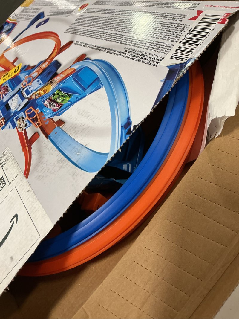 Condition photo showing Good Condition for Hot Wheels Toy Car Track Set, Criss Cross Crash with 1:64 Scale Vehicle, Powered by a Motorized Booster (Amazon Exclusive)
