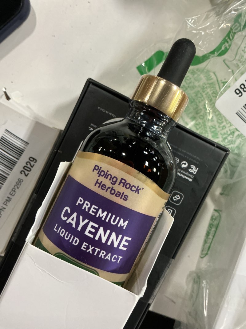 Condition photo showing New/Like New for ((b.b 03/29))piping rock cayenne pepper drops | 4 fl oz tincture | liquid extract supplement | vegetarian, alcohol free | non-gmo, gluten free