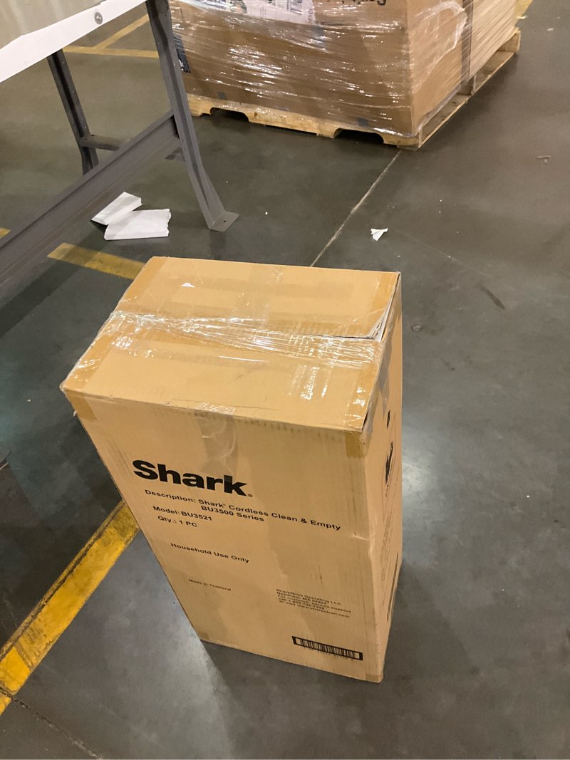 Condition photo showing As Is for Vacuum clener