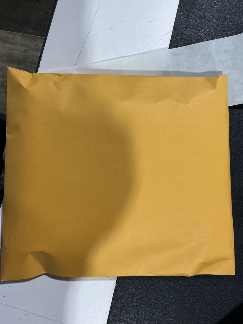 https://lotting-media.assets.bidfta.com/lotting_17262fcd-f4c9-467a-ad23-9e16ba7d10a1