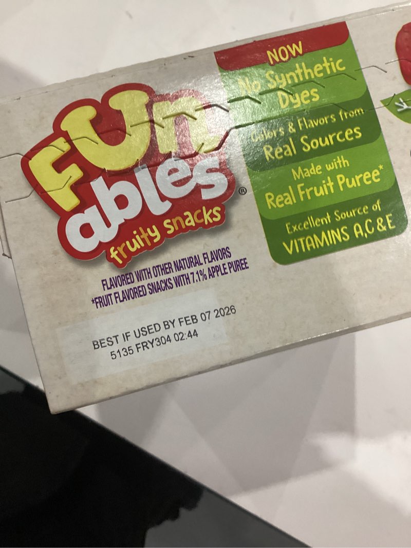 Condition photo showing New/Like New for (Best by feb 7 2026)Funables Fruity Snacks, Mixed Berry Flavored Snacks, 32 oz 40 ct 40 Count