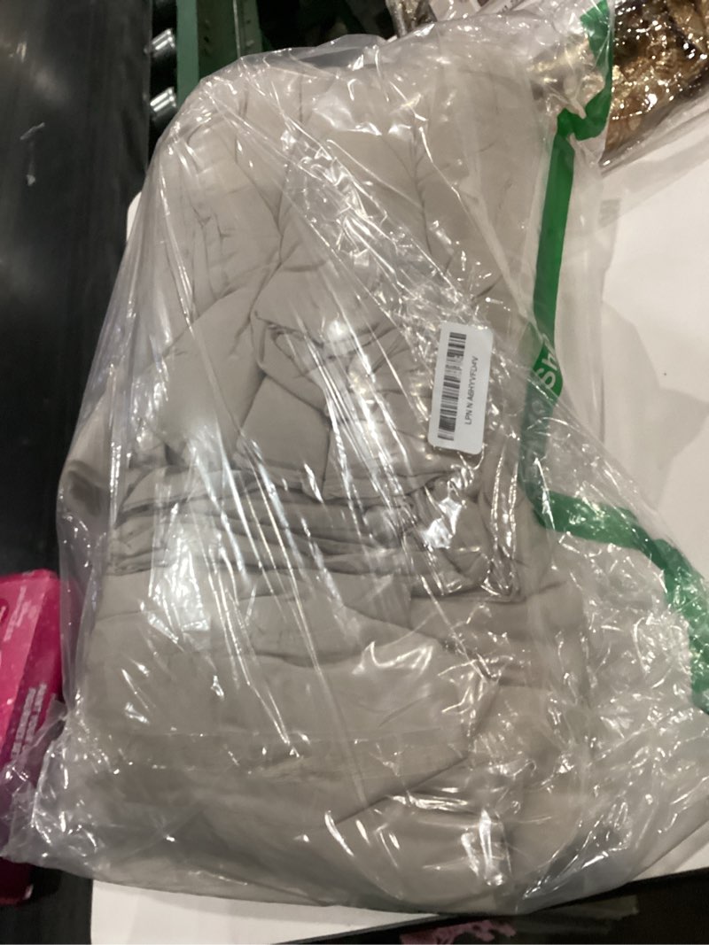 Condition photo showing Good Condition for jollyvogue twin comforter set, ultra-soft bed in a bag twin size 5 pieces, oeko-tex certified bedding set with down alternative comforter, sheets, pillowcases & shams, beige beige twin(88"*68")