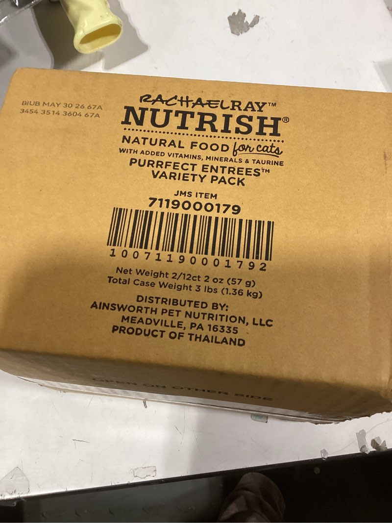 Condition photo showing New/Like New for Similar productRachael Ray Nutrish Purrfect Entrees Wet Cat Food, Variety Pack, 2 Ounce Cup (Pack of 24) Variety Pack: Chicken and Seafood 2 Ounce (Pack of 24)