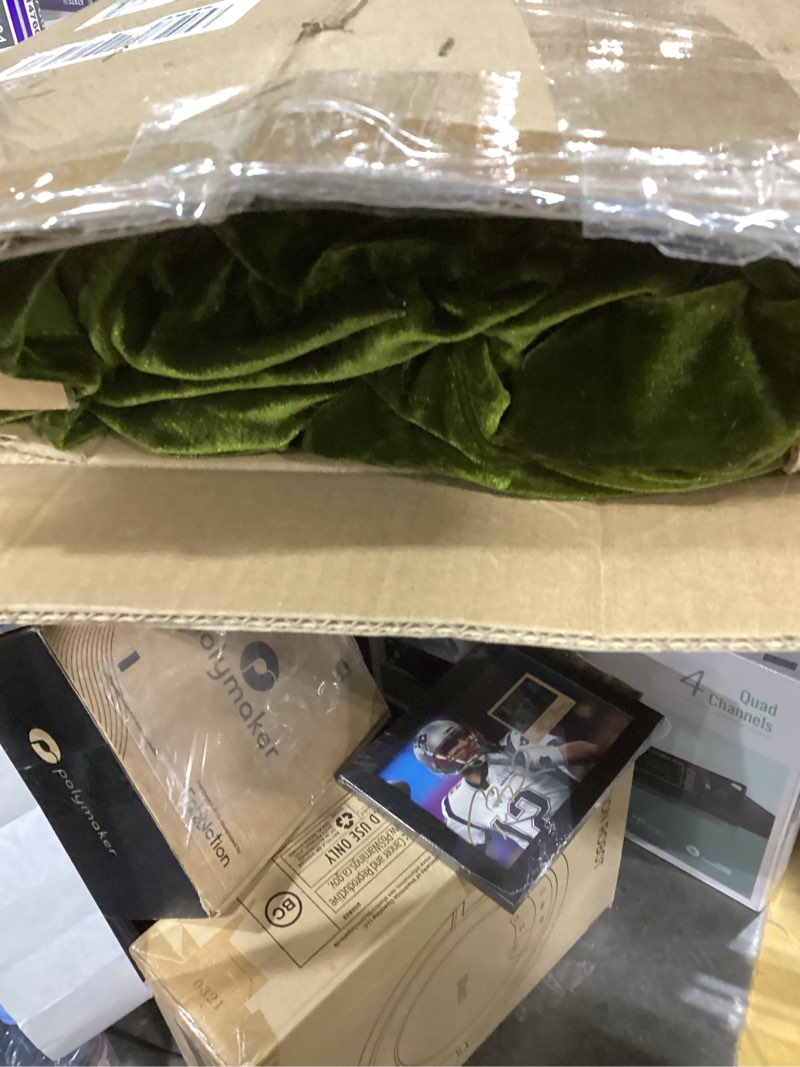 Condition photo showing Good Condition for GLORY SEASON Velvet Sofa Cover Soft Decorative Luxurious Solid Exquisite Ruffle Trim,Retro Farmhouse Vintage Sofa Slipcover Couch Cover for 2-3 Cushion Sofa for Living Room 1PC 71x134 Inch 71"x134" Olive Green