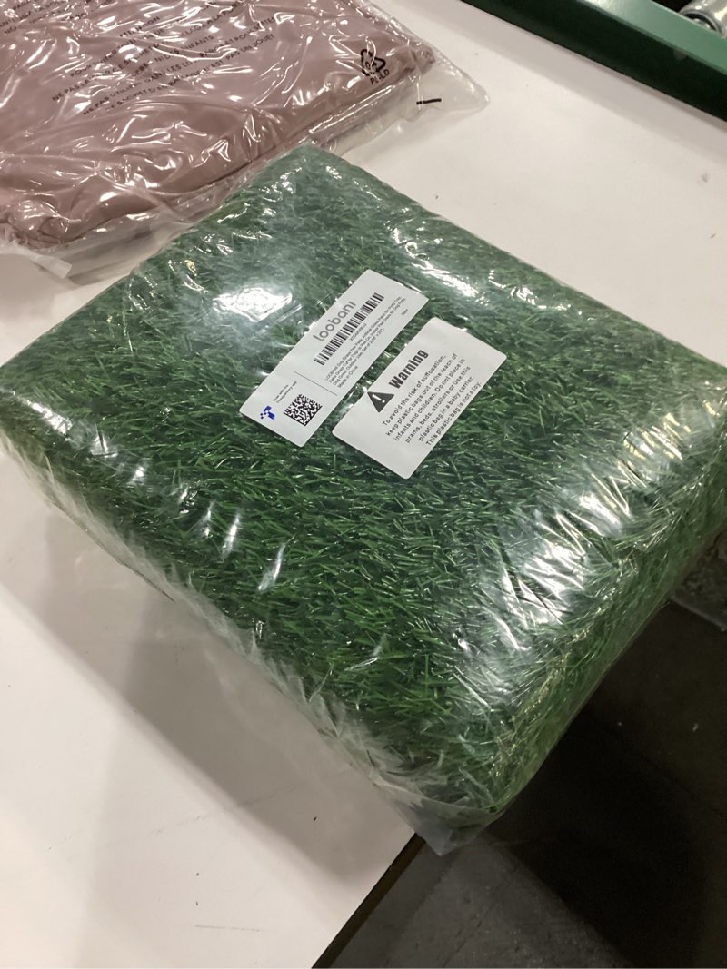 Condition photo showing New/Like New for LOOBANI Dog Grass Pee Pads, 2 Pack Artificial Grass Pads for Potty Tray, Fake Grass for Dogs to Pee On, Outdoor Indoor Pee Grass for Dog Potty (18*23 inch)