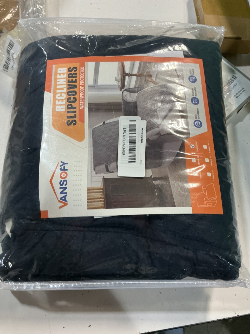 Condition photo showing New/Like New for vansofy 100% waterproof recliner chair covers, recliner cover non-slip dog chair cover furniture protector washable slipcover with pocket, elastic straps for pets, dogs(dark blue, 23.6") dark blue 23.6"