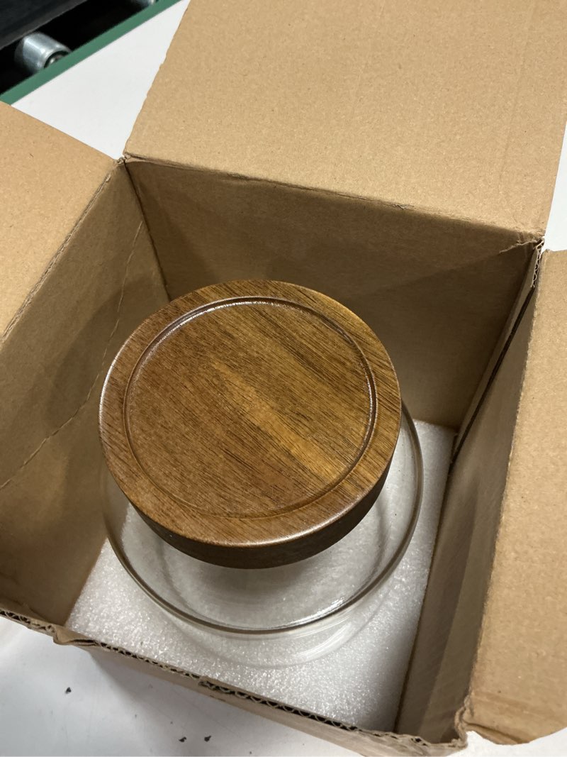 Condition photo showing Good Condition for 50 fl oz/1500 ml clear glass jar with airtight wooden screw on lid