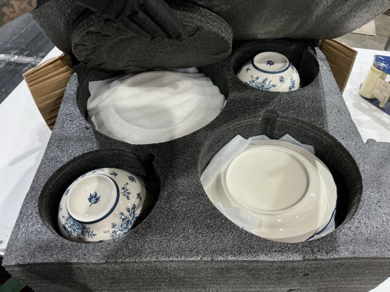 Condition photo showing Good Condition for 12 piece ceramic tableware set, western style combination, floral pattern, microwave & dishwasher safe, porcelain dinnerware set for kitchen(bird on branch, service for 4 (12 pcs)) bird on branch service for 4 (12 pcs)
