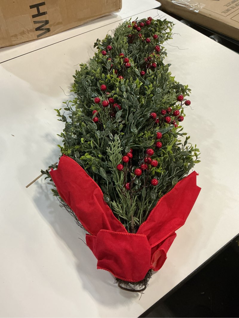 31Inch Decorative Christmas Teardrop Wreath, Christmas Teardrop Swags Artificial Greenery Pine Wreat