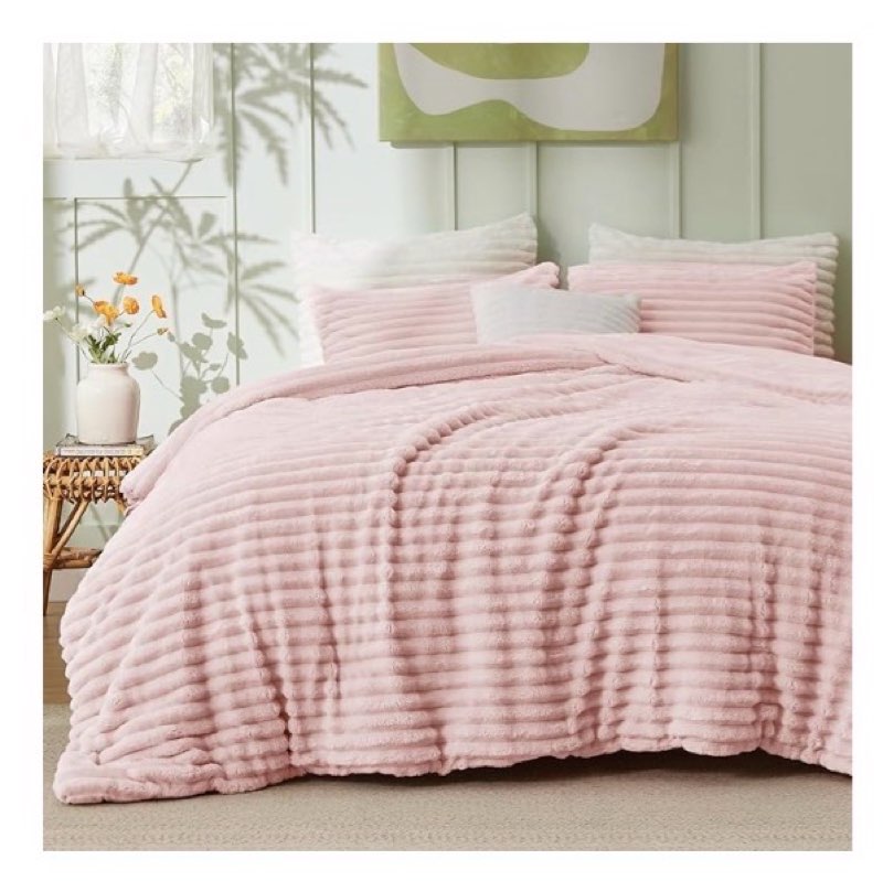 Bedsure Fluffy Comforter Set Queen - Super Soft Faux Fur Bed Set Pink, Warm Plush Fleece Winter Bedding, 3 Pieces, 1 Shaggy Fuzzy All Seasons Queen Size Comforter with 2 Pillowcases