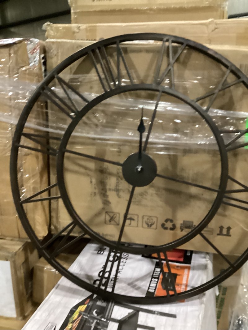 https://lotting-media.assets.bidfta.com/lotting_176c8fe5-a1e1-4269-84ac-aac32c897dbc