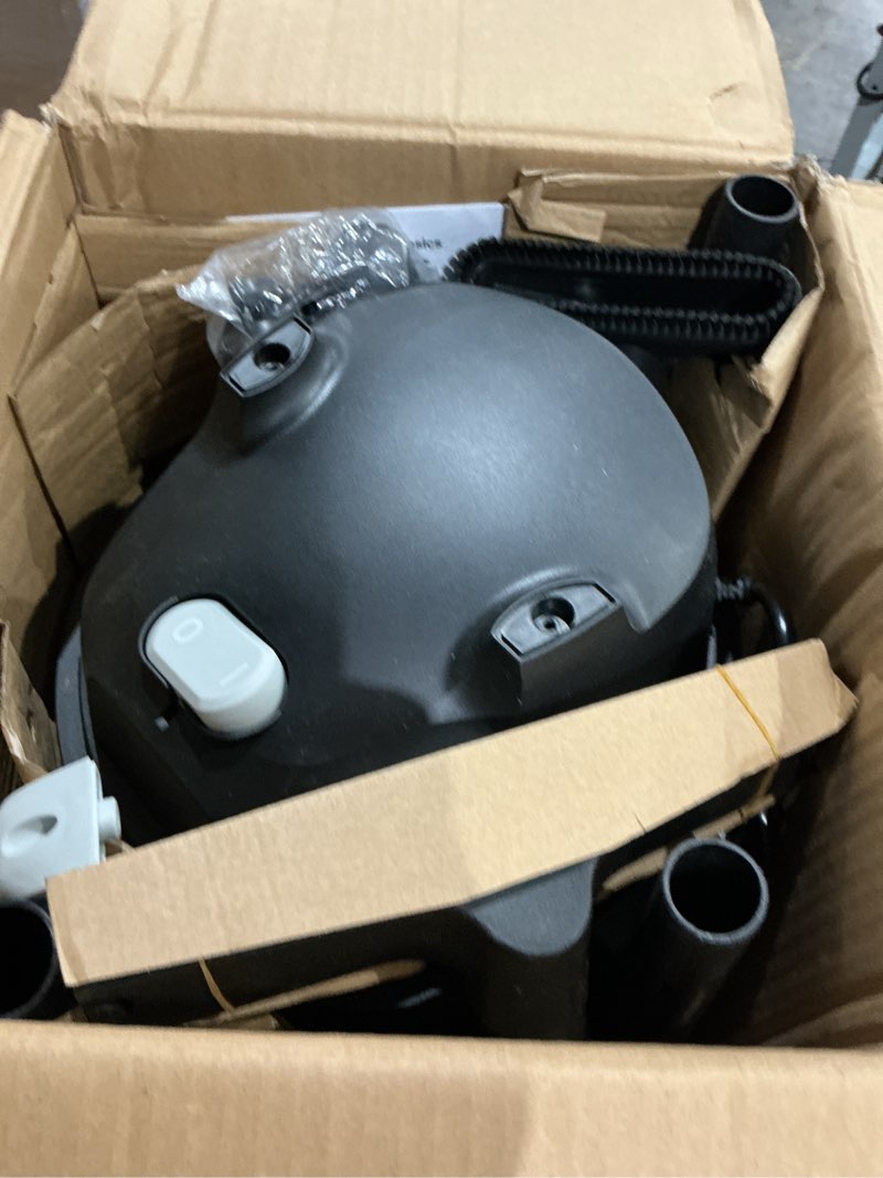Condition photo showing Good Condition for amazon basics 4 gallon, 3 hp stainless steel wet/dry vacuum, grey/black