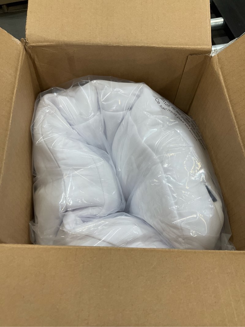 Condition photo showing Good Condition for Casper Hybrid Pillow for Sleeping, King, White King Single Pack