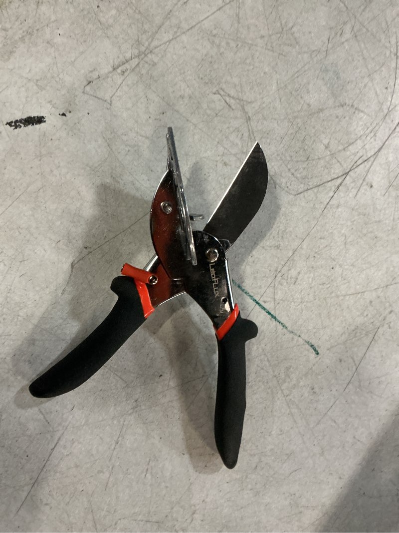 Condition photo showing Good Condition for leaflux miter shears for wood trim, adjustable 45°-135° multi-angle handheld tool, multifunctional trunking, moulding shears, perfect for mitre cutting, quarter round, no replacement blade | lfxp3101s
