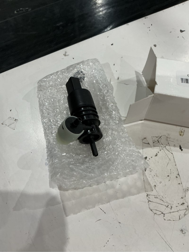 Condition photo showing Good Condition for 67127388349 windshield washer pump compatible with bmw i3 s x1 x2 x3 x4 x5 x6 x7 mini -cooper clubman countryman