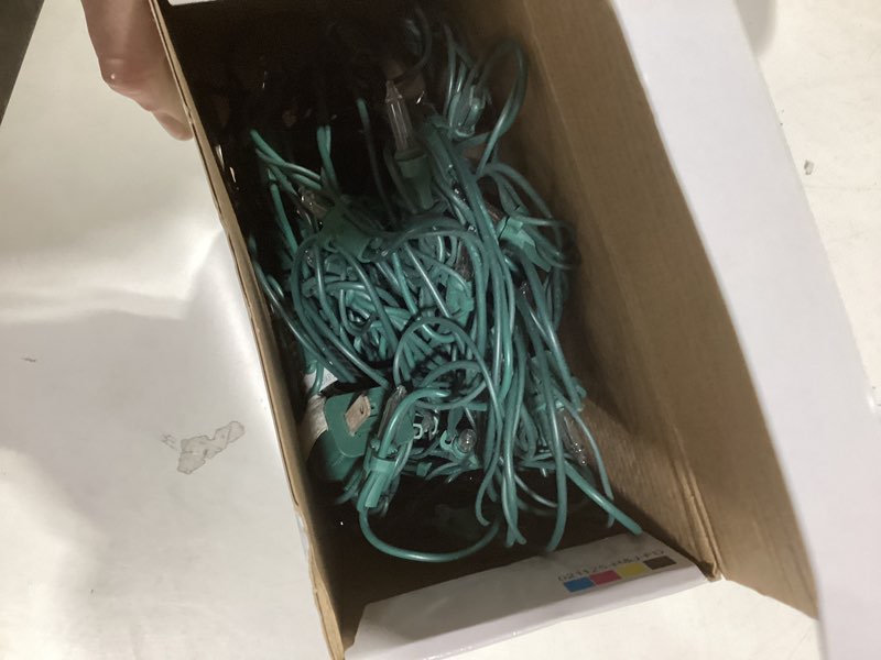 Condition photo showing As Is for GE Energy Smart 150 6-ft x 4-ft Constant White Christmas Net Lights