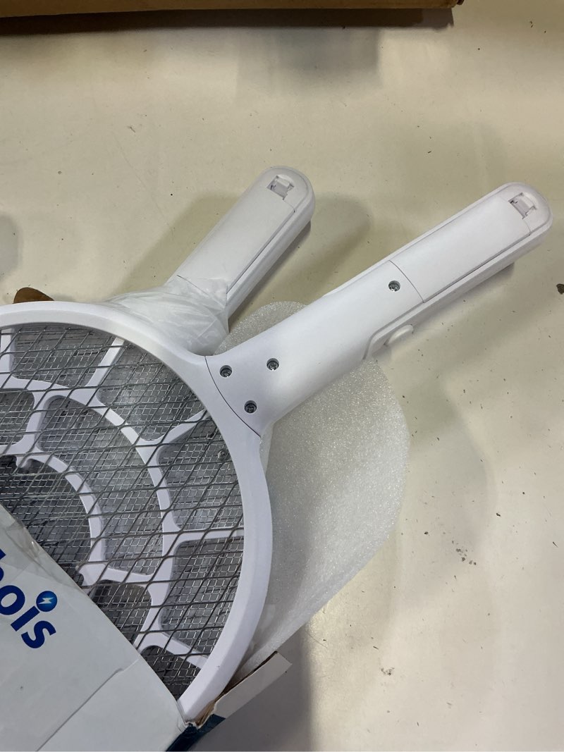 Condition photo showing New/Like New for yschois electric fly swatter, bug zapper companion, mosquito killer racket | gold zone voltage, 3mm mesh, apple-like weight, aa battery operated (not incl), pro swat tips for indoor & outdoor, 2 packs white - 2 packs