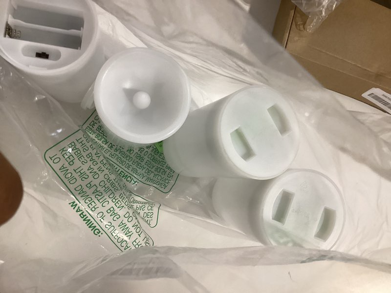 Condition photo showing Good Condition for homemory solar candles outdoor waterproof, rechargeable candles, solar powered flameless candles for outdoor, lanterns, sensor only, dusk to dawn, 3"x6", set of 4 d3"xh6", 4 pcs, plastic