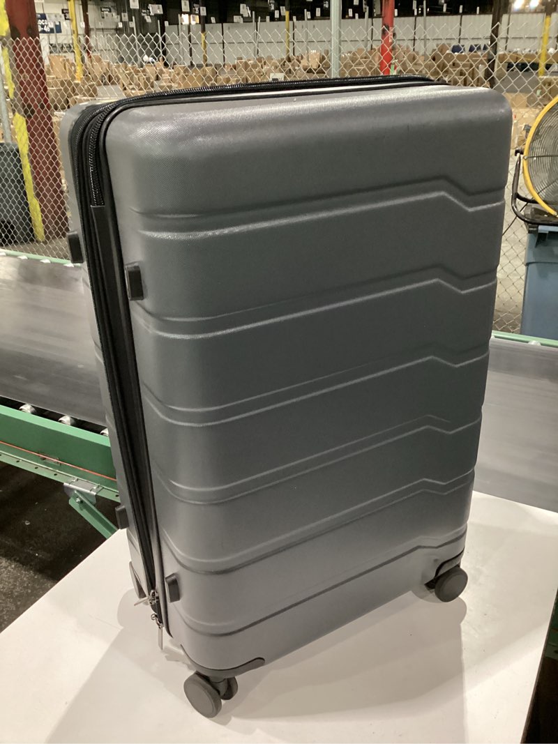 Condition photo showing Good Condition for hardside large checked suitcase gray - open story™