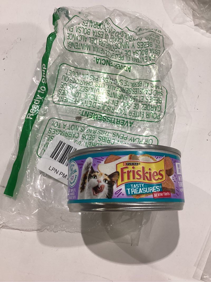Condition photo showing Good Condition for purina friskies wet cat food tasty treasures with turkey and liver in gravy - (1 unit)
