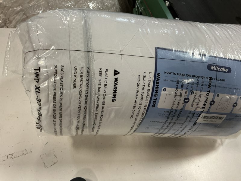 Condition photo showing Good Condition for 3 Inch Ultra-Fluffy Memory Foam Mattress Topper Twin XL for Back Pain, Extra Soft Pillow Top Twin XL Mattress Topper with 4X Support, Mattress Pad with Breathable Air Mesh Sides, 6-21'' Deep Pocket White Twin XL