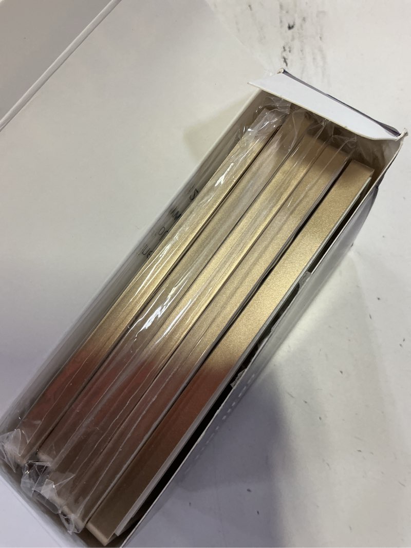Condition photo showing Good Condition for enerlites elite series duplex outlet receptacle cover, screwless wall plate, standard size, 1-gang 4.68" x 2.93", unbreakable polycarbonate thermoplastic, ul listed, si8821-gd-5pcs, gold, 5 pack gold screwless 5 pack