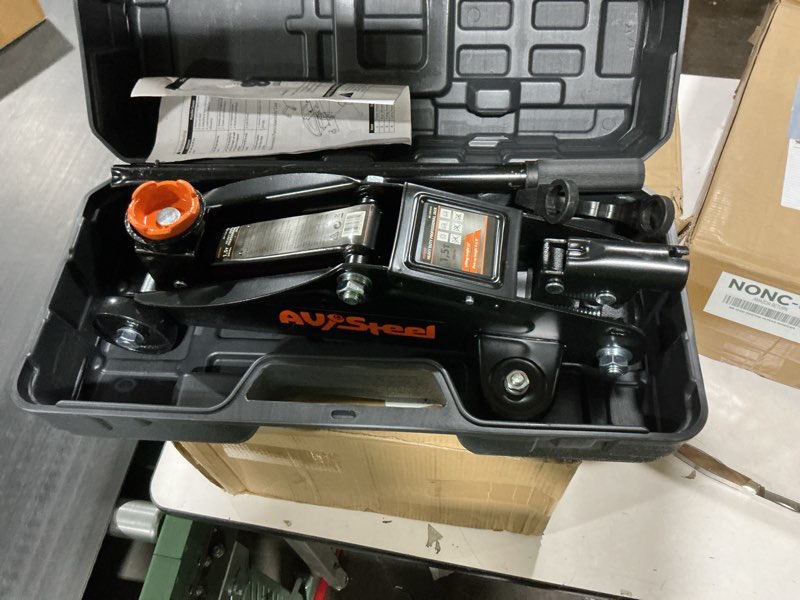 Condition photo showing Good Condition for floor jack 1.5 ton (3300 lbs), hydraulic trolley jack with solid storage case, hydraulic jack for car with single piston pump, portable car floor jack with lifting range 5-1/8'' to 12''