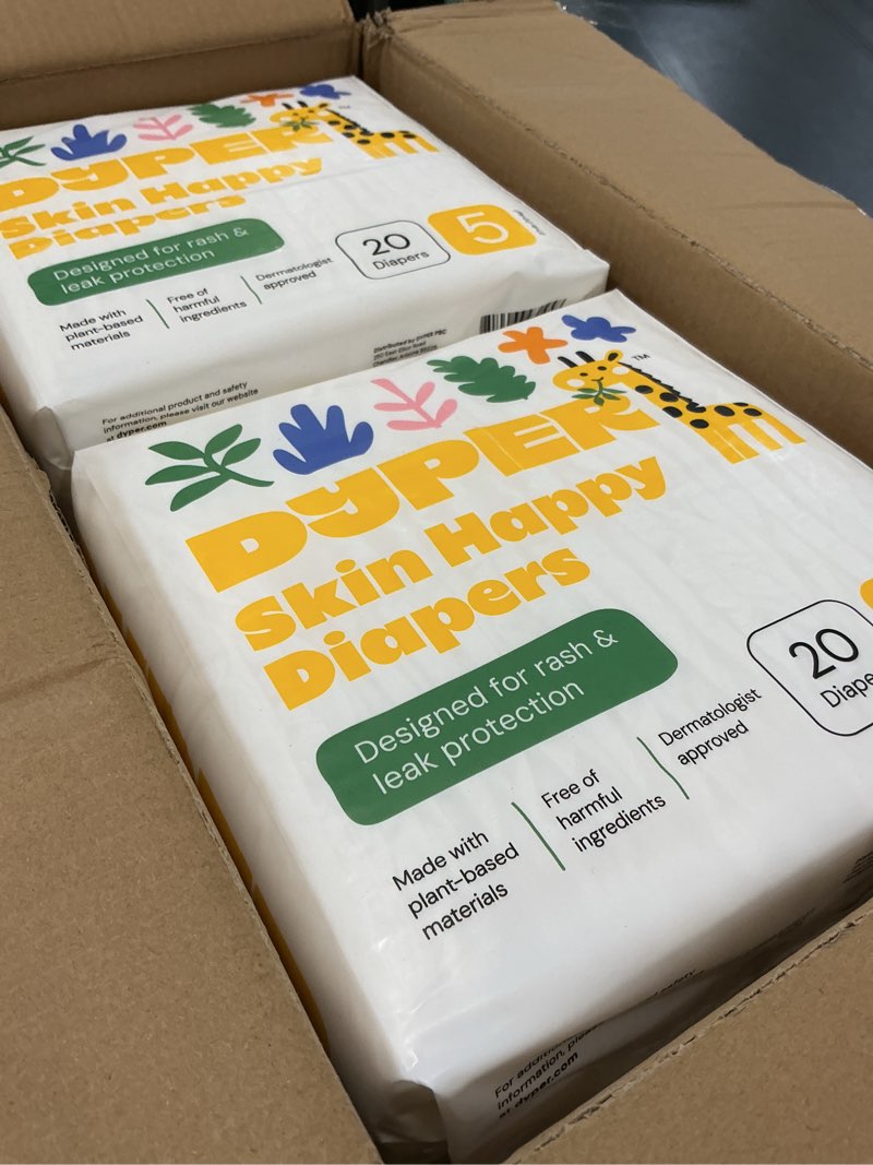 Condition photo showing Good Condition for dyper monthly pack baby diapers size 5 (27+ lbs) 168 count - leak-proof & plant based, hypoallergenic and ultra absorbent size 5 diapers for day and overnight skin protection (packaging may vary) size 5 (120 diapers)