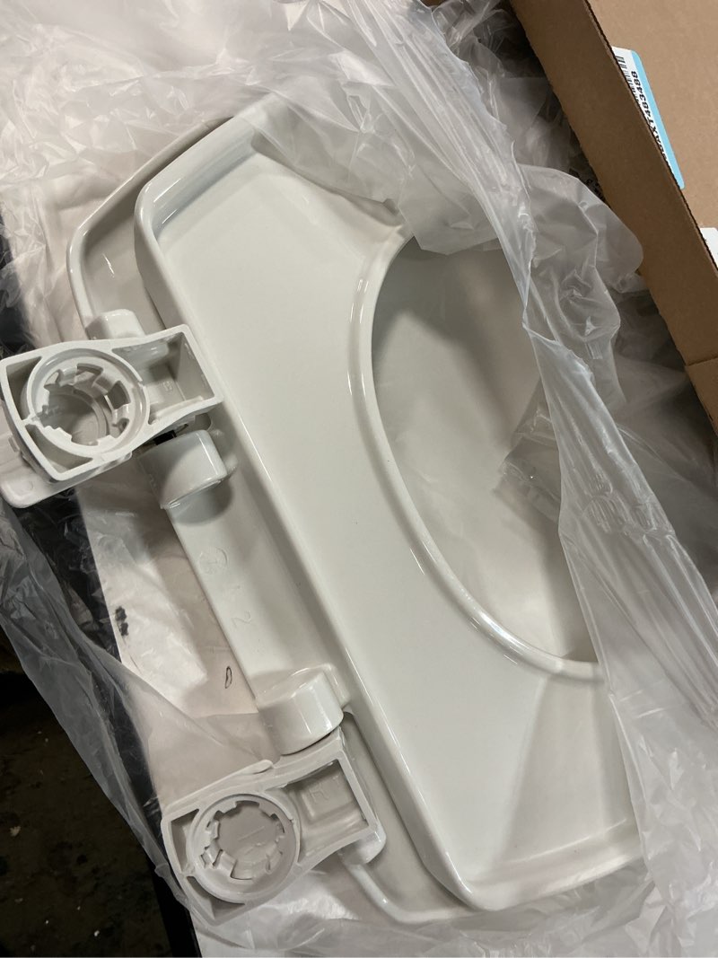 Condition photo showing Good Condition for Bemis 7300SLEC Slow Close Toilet Seat, Easy Clean Hinges and Durable Plastic Seat, Made in USA, Elongated, White