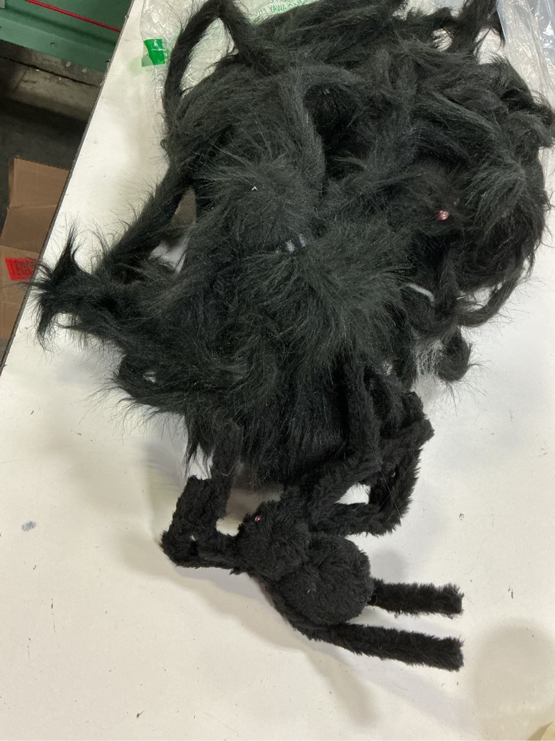 Condition photo showing Good Condition for dreampark halloween spider decorations, 6 pcs realistic hairy spiders set, scary spider props for indoor, outdoor and yard creepy decor (6 different sizes)