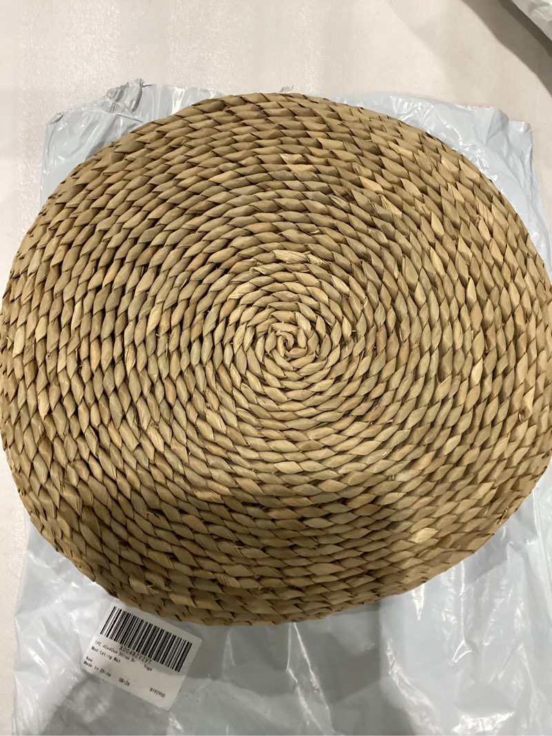 Condition photo showing New/Like New for Sewroro Sofa Tatami Floor Pillow Round Straw Woven Padded Sitting Cushion Japanese Style Seat Pillow Floor Straw Mat Meditating Furniture Floor Mat for Home Temple 40cm Outdoor Chairs