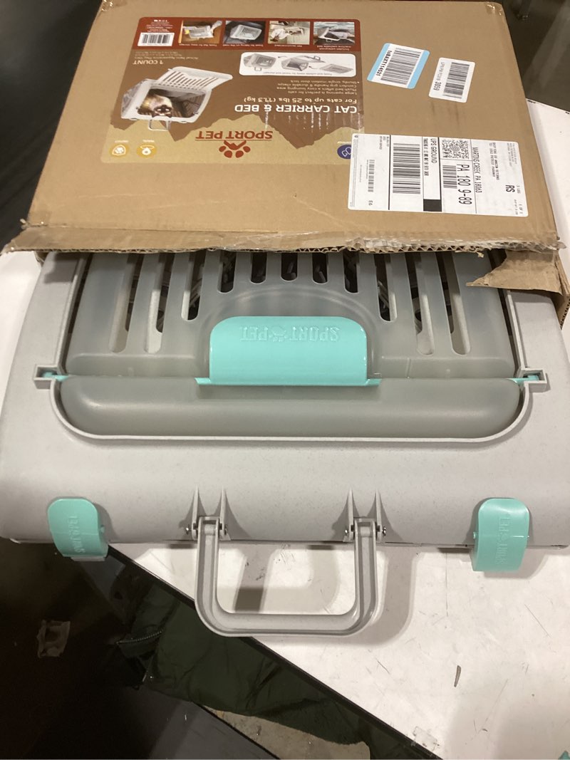 Condition photo showing Good Condition for SportPet Designs Sport Pet Foldable Travel Cat Carrier with A Waterproof Bed - Front Door Plastic Collapsible Carrier, Gray (CM-10064-CS01) Medium A Carrier With A Waterproof Bed