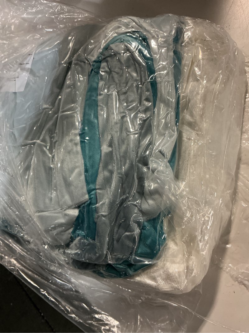 Condition photo showing Good Condition for Untitled Item