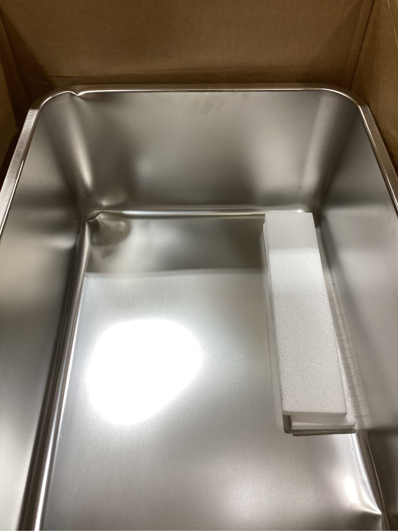 Condition photo showing As Is for kirecoo stainless steel cat litter box xxl- metal high sided cat pan, large stainless steel box, indoor litter tray, non stick, no smell, easy to clean, pet toilet supplies for kitten, kitty, rabbit 23.43" l x 15.55" w x 7.68" h