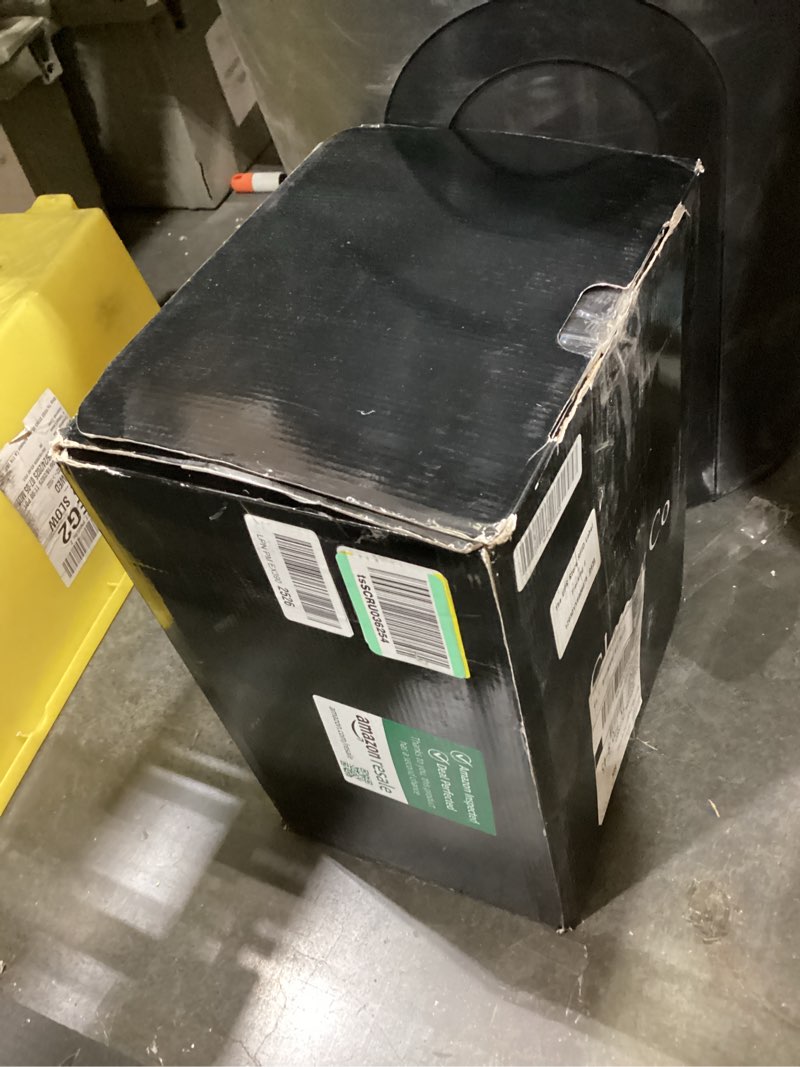 Condition photo showing As Is for glenor co watch box