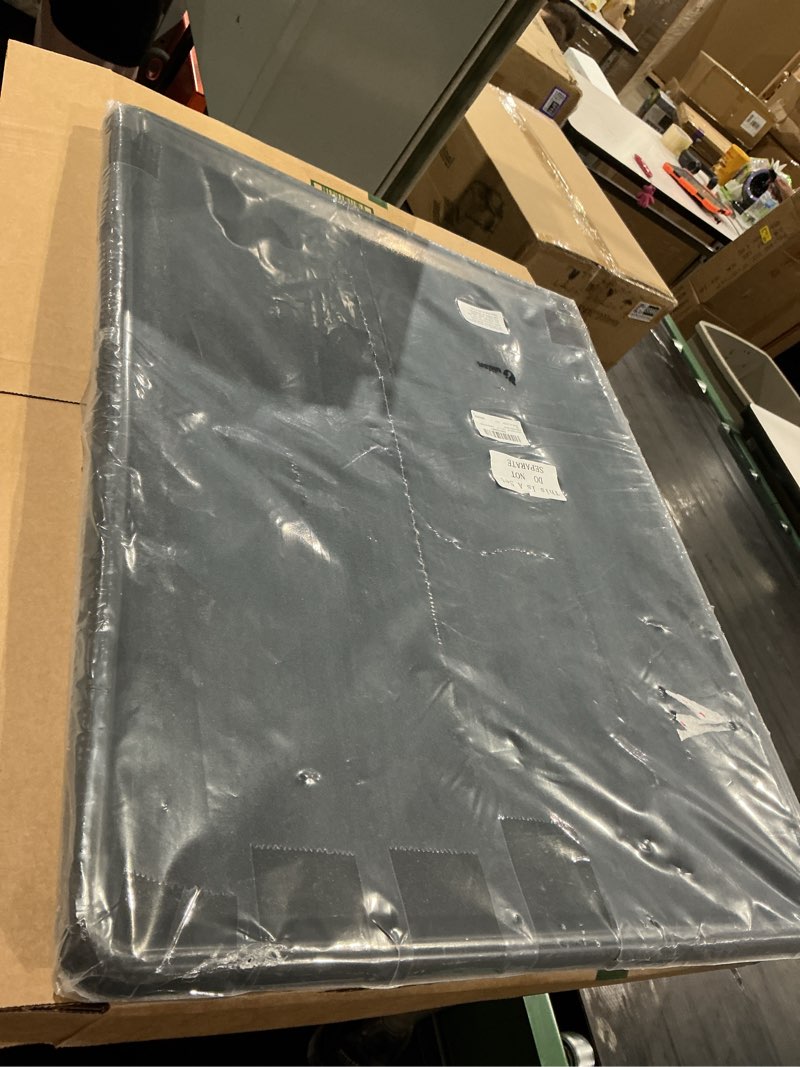 Condition photo showing Good Condition for uiifan 2 sets 27'' x 20''x 1.4'' oil drain drip pan for car with square no splatter pad oil drip tray with mat for under car transmission garage automotive driveway to keep floor clean, black