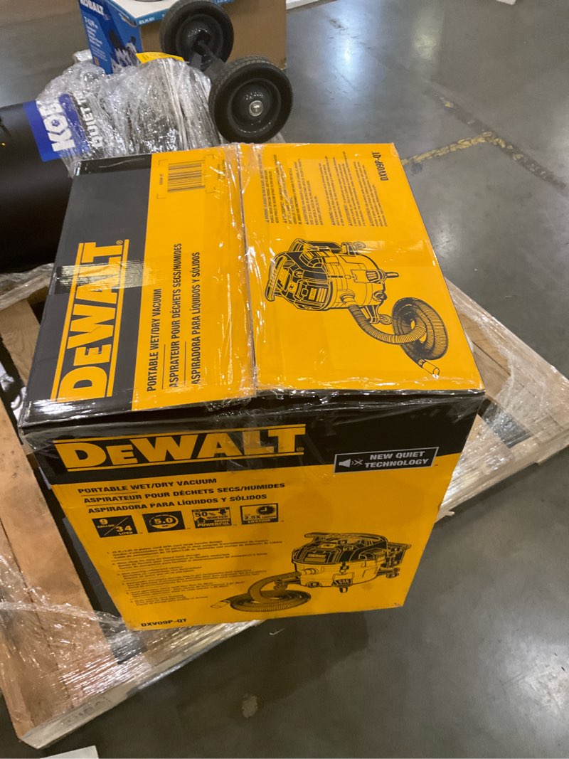 Dwalt wet/dry vacuum 