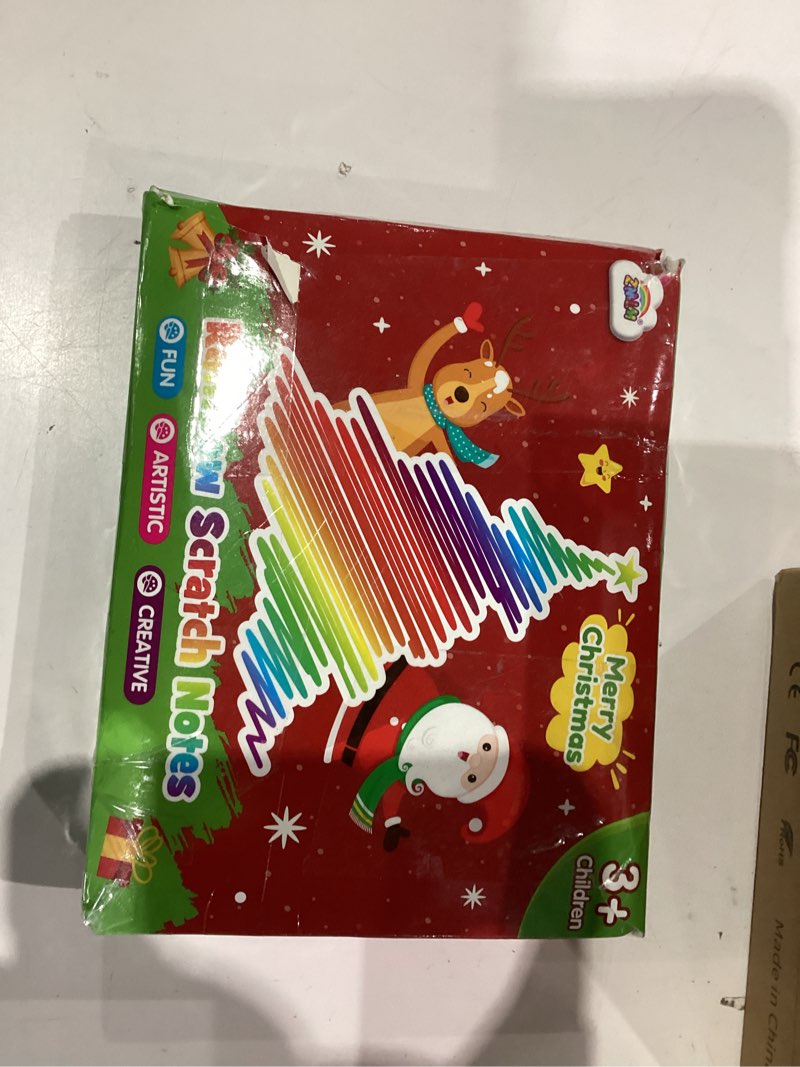 Condition photo showing Good Condition for Rainbow scratch notes